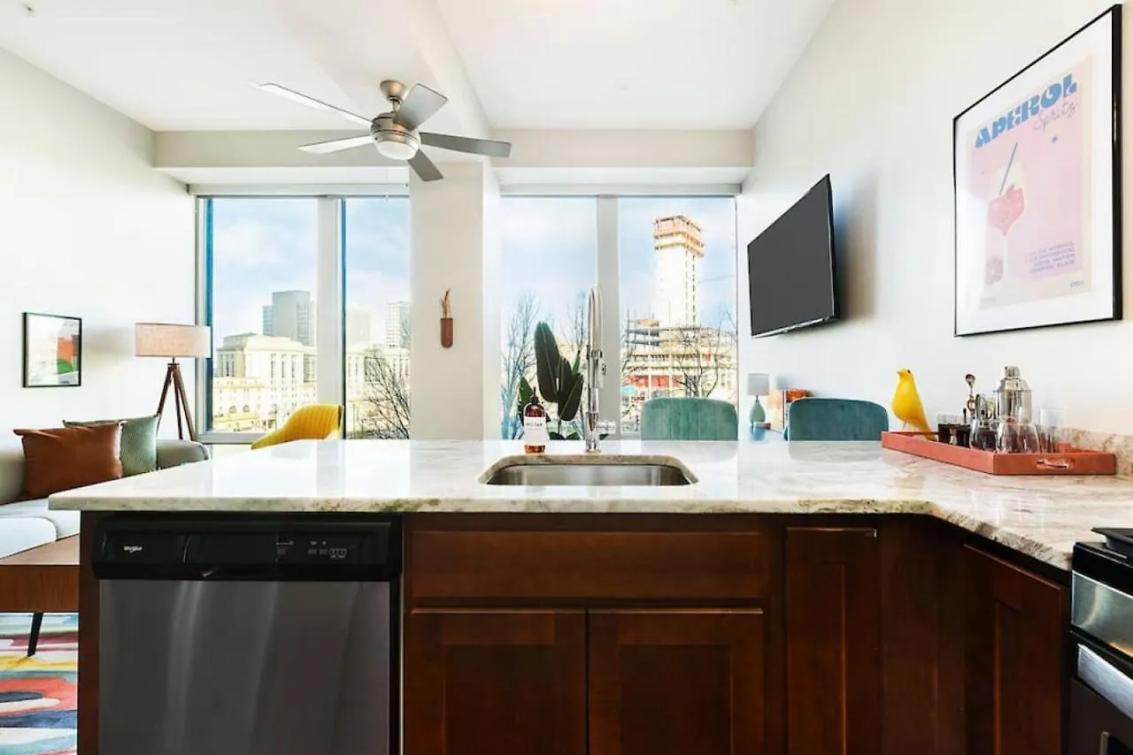 Hostwise Stays -The Washington At Chatham - Gym - Free Garage Parking - City Views - More ピッツバーグ
