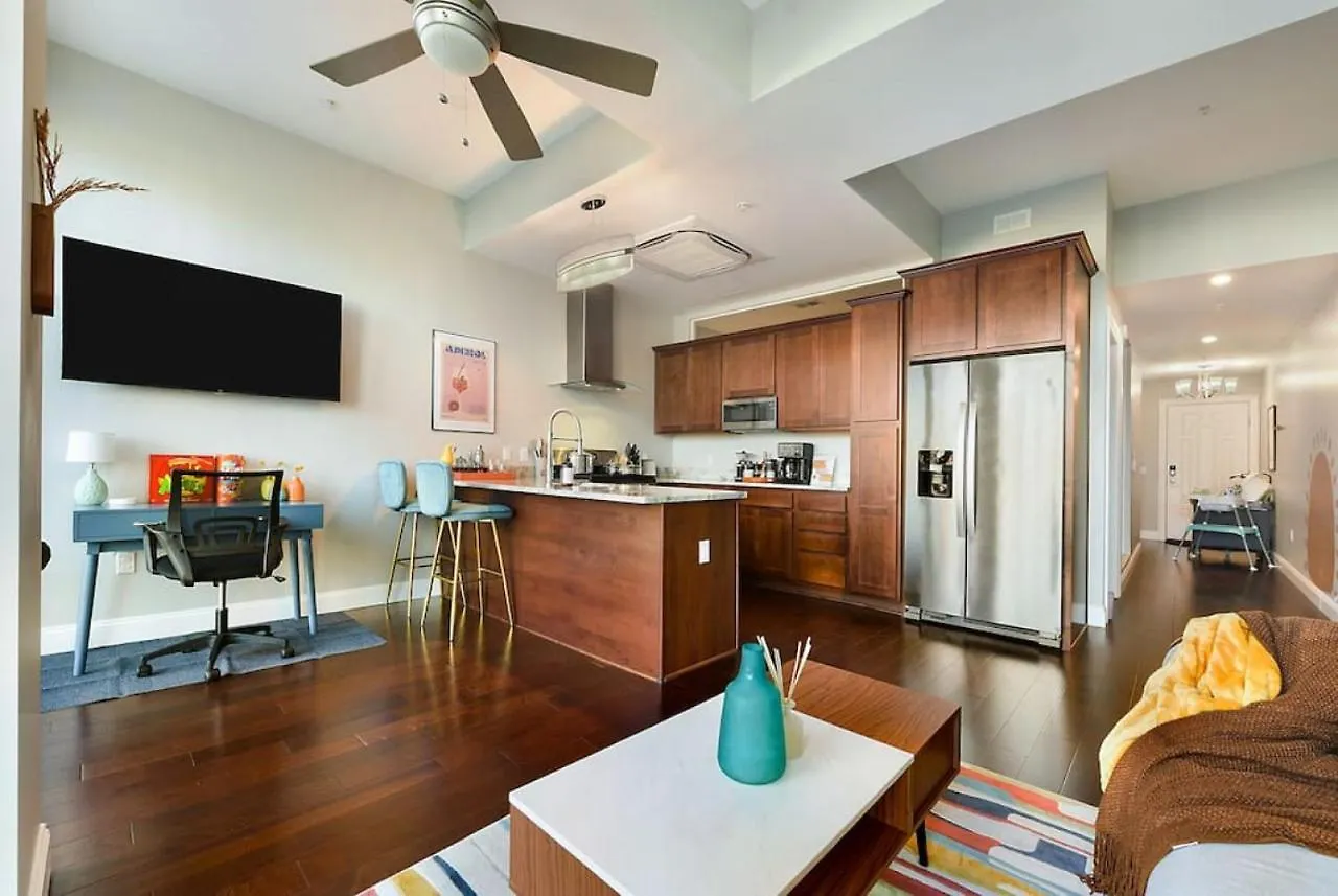 Hostwise Stays -The Washington At Chatham - Gym - Free Garage Parking - City Views - More ピッツバーグ 米国